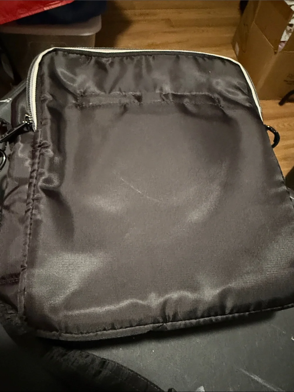 lug Black Wrangler Quilted Crossbody Organizer Bag